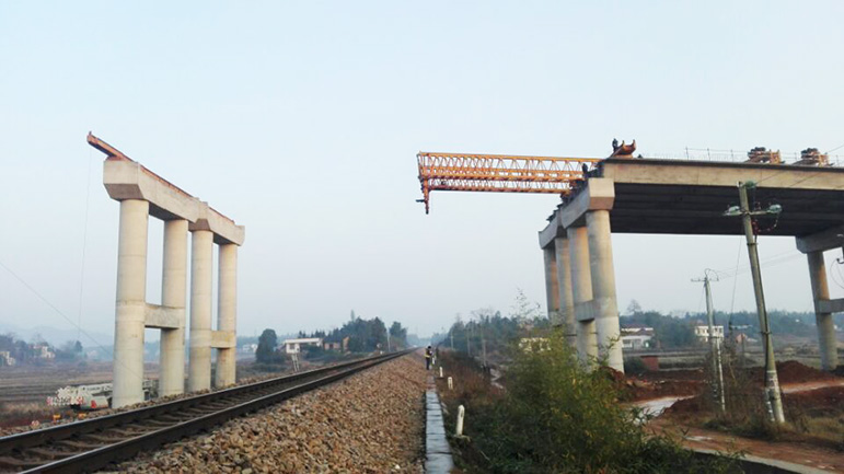 熱烈祝賀益婁高速公路十四標(biāo)仁橋大橋跨鐵架梁任務(wù)圓滿完成